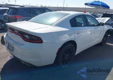 2015 Dodge Charger Se z USA, uszkodzony, nr VIN 2C3CDXBG3FH880270